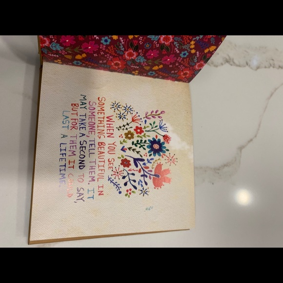 NEW Happy Book with a wonderful message each page - Picture 7 of 12